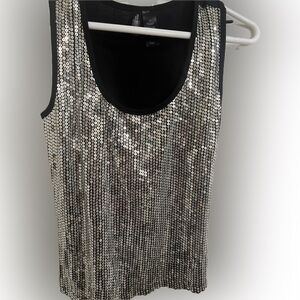 Sequin Bisou Ribbed Tank size large. Bundle Only 
Bundle 5/5$ for 20$